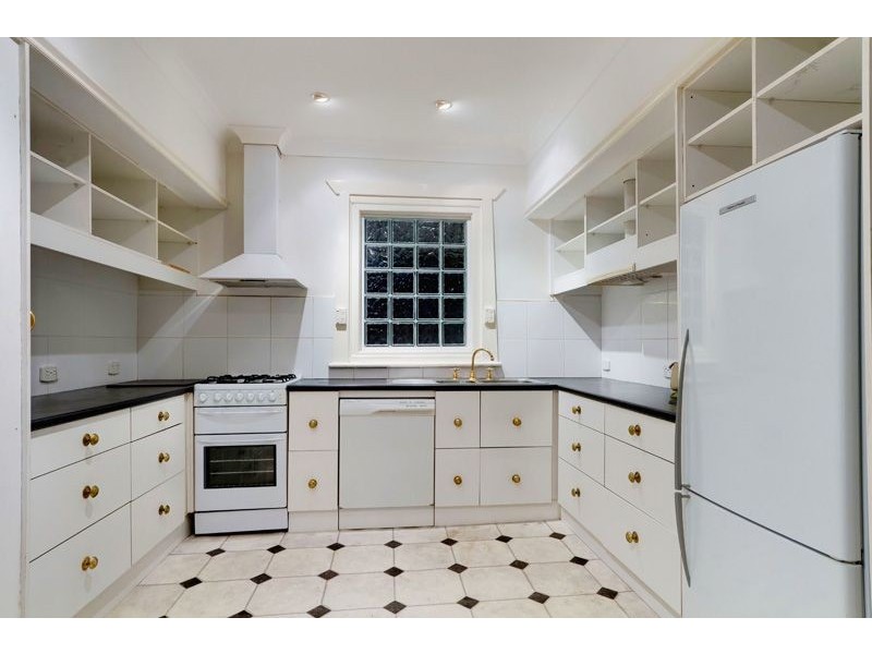 37 Farnham Road, Keswick SA 5035