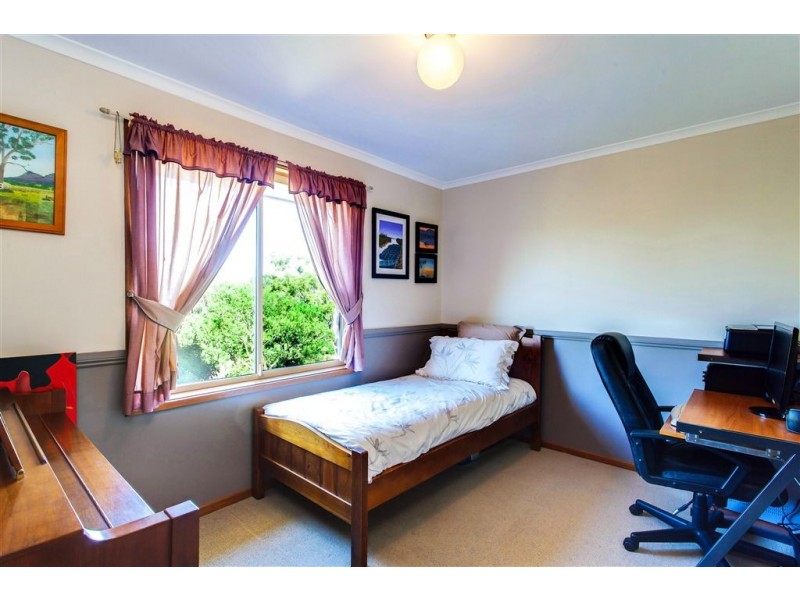 10 Madigan Court, Greenwith SA 5125