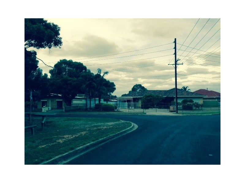 48b Thompson Avenue, Salisbury Downs SA 5108
