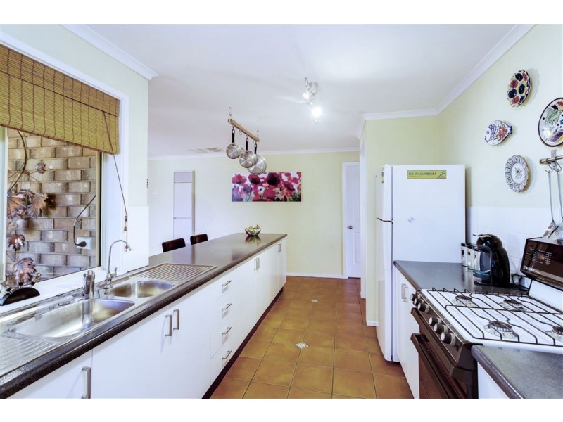 6 Mildren Court, Greenwith SA 5125