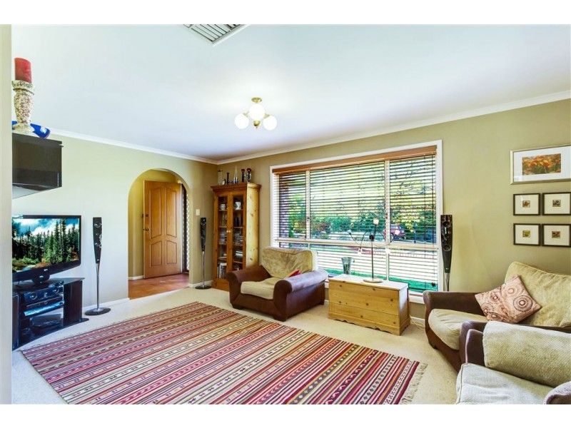 6 Mildren Court, Greenwith SA 5125