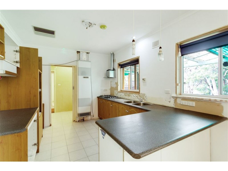 15 Steventon Drive, Banksia Park SA 5091