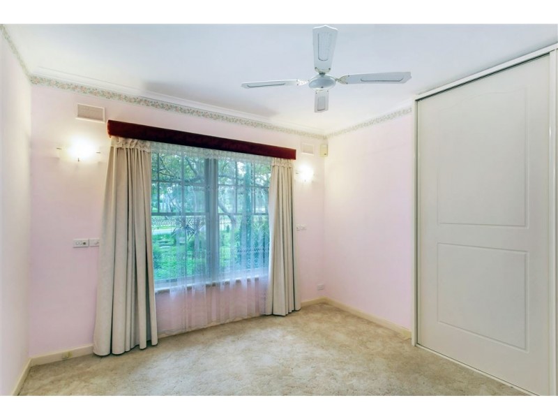 15 Steventon Drive, Banksia Park SA 5091