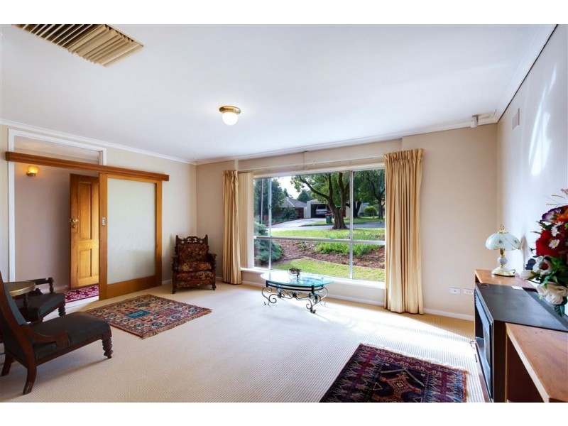 8 Joycelyn Avenue, Surrey Downs SA 5126