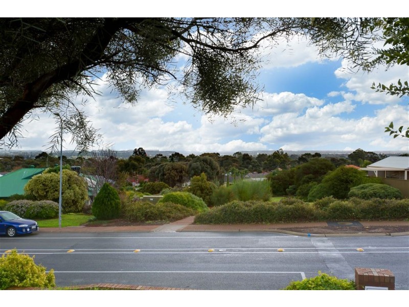 92 Highfield Drive, Hillbank SA 5112