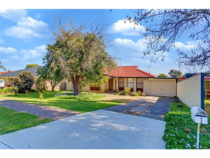 1 CLIFFORD WAY, Valley View SA 5093