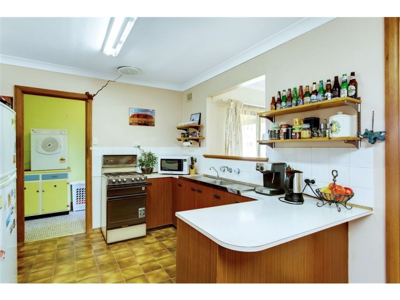 1 CLIFFORD WAY, Valley View SA 5093