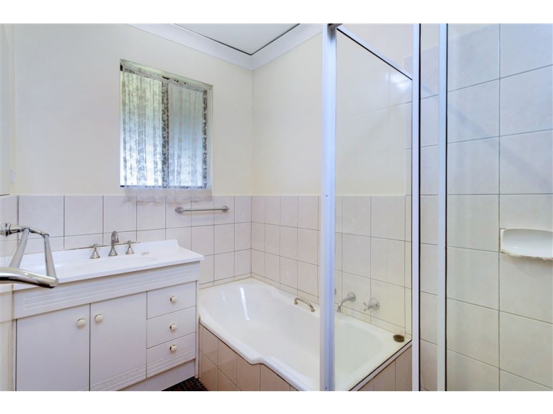 1 CLIFFORD WAY, Valley View SA 5093