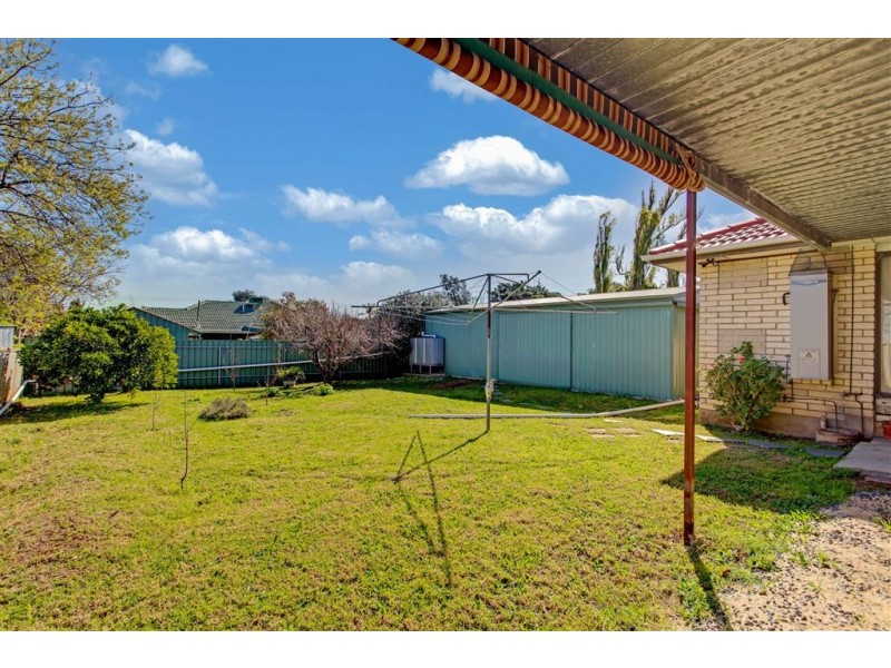 1 CLIFFORD WAY, Valley View SA 5093