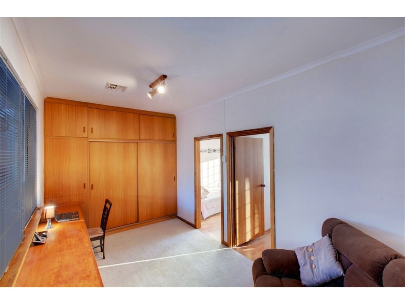 9 Delmonte Close, Fairview Park SA 5126