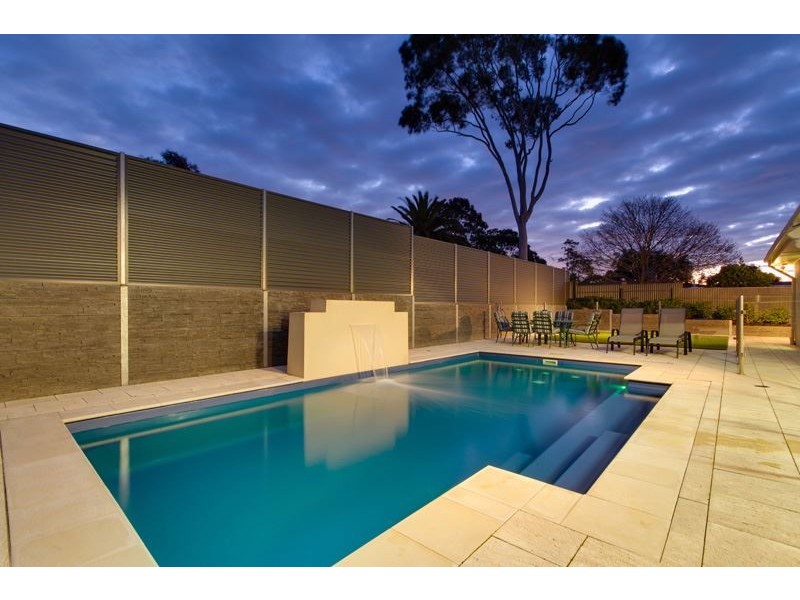 3 Mannara Road, Fairview Park SA 5126