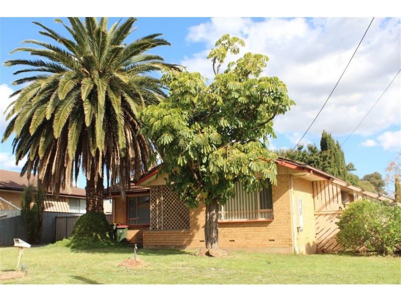 27 Bindi Street, Para Hills SA 5096