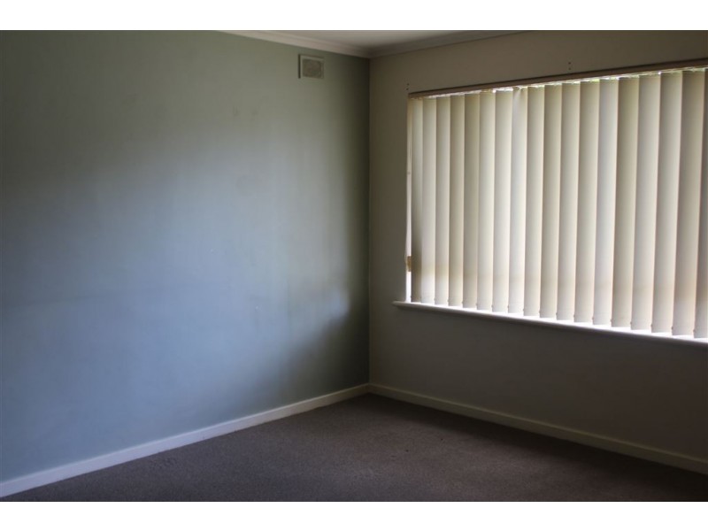 27 Bindi Street, Para Hills SA 5096