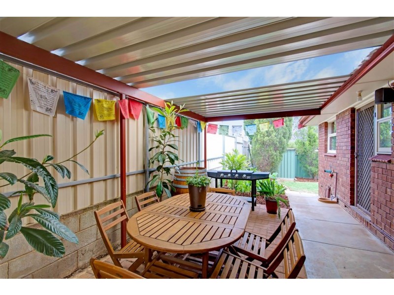 47 Landal Boulevard, Redwood Park SA 5097