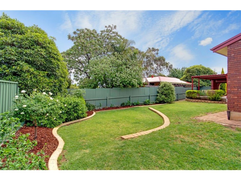 47 Landal Boulevard, Redwood Park SA 5097