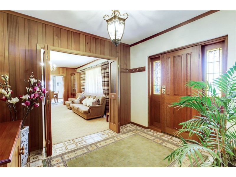 17 Laura Street, Vista SA 5091