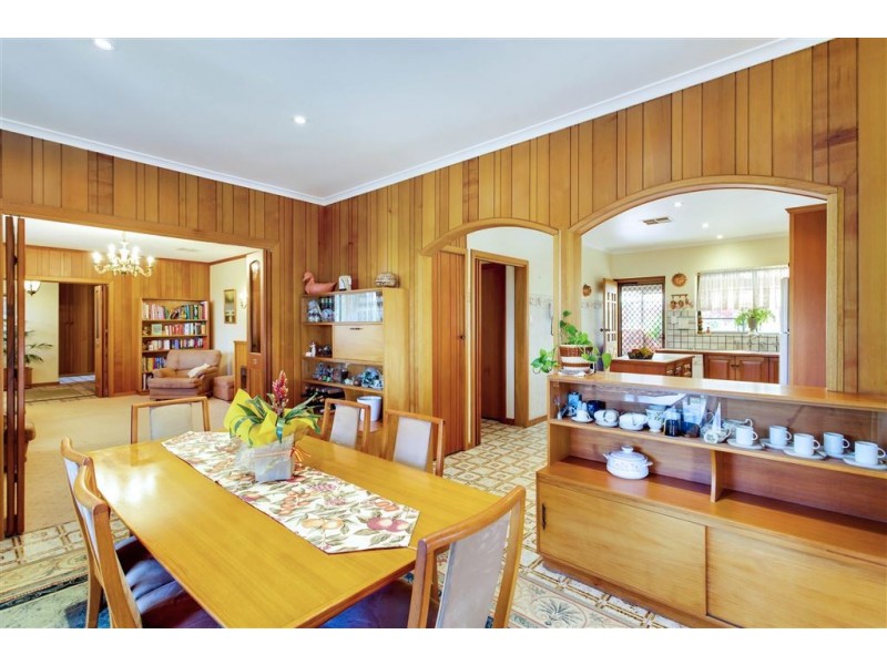 17 Laura Street, Vista SA 5091