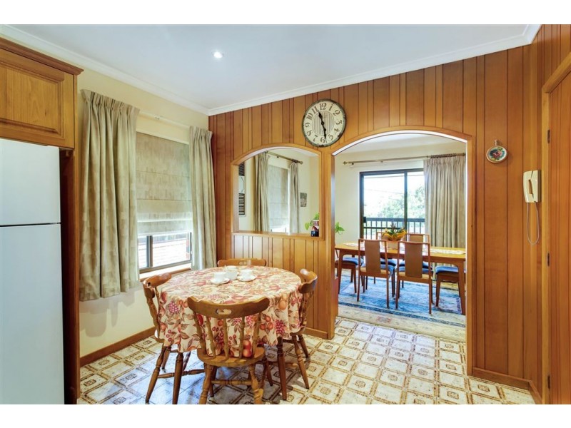 17 Laura Street, Vista SA 5091