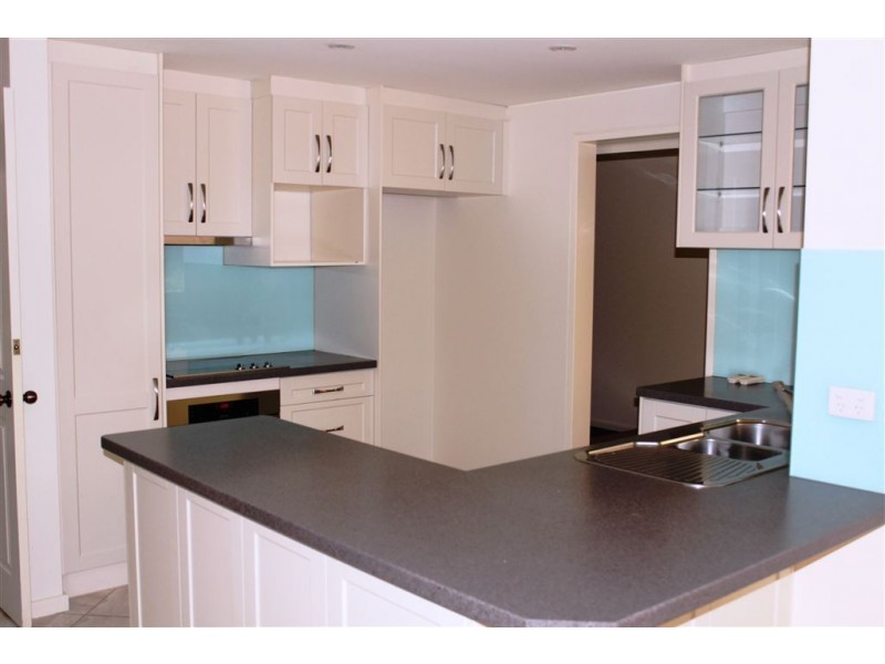 11 Janlyn Road, Vista SA 5091