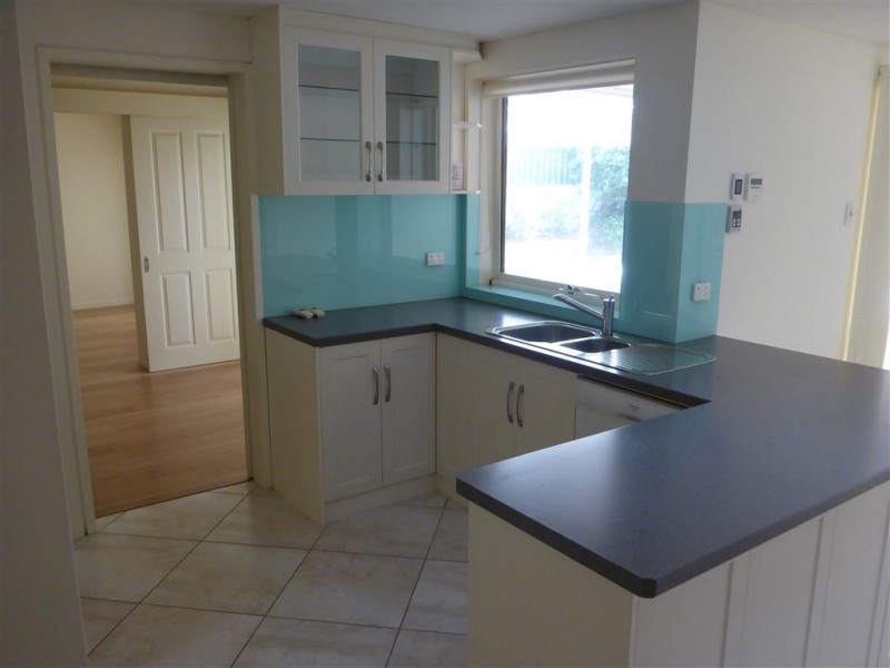 11 Janlyn Road, Vista SA 5091