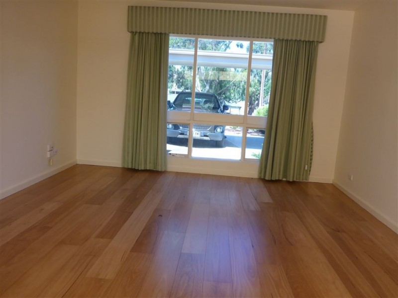 11 Janlyn Road, Vista SA 5091