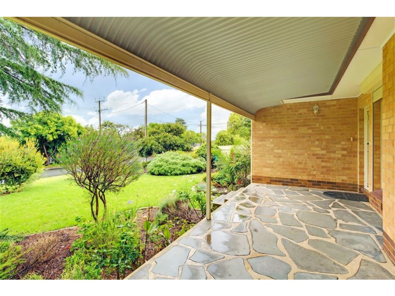 13 Sunnyview Crescent, Ridgehaven SA 5097