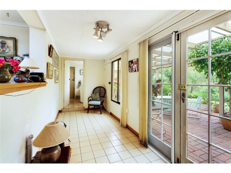 12 Janlyn Road, Vista SA 5091