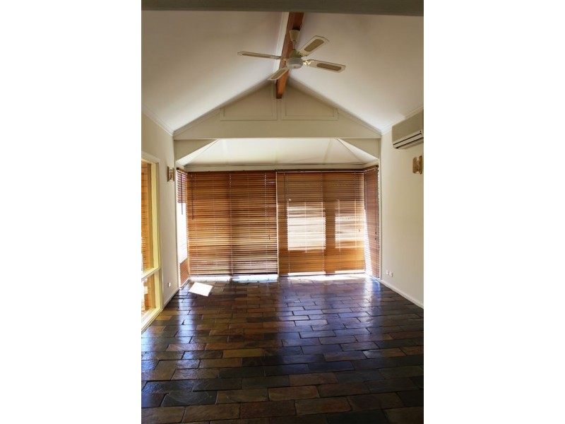 10 Lema Avenue, Fairview Park SA 5126