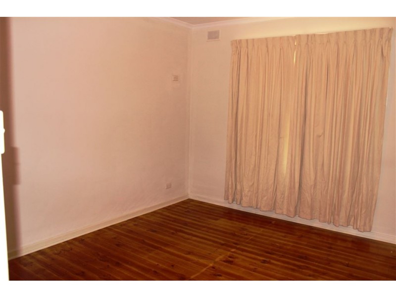 10 Lema Avenue, Fairview Park SA 5126