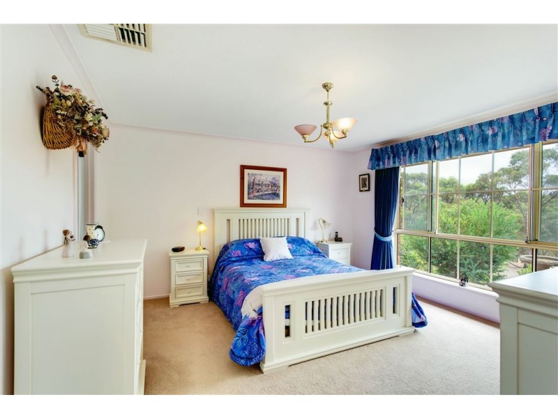 5 Middleton Crescent, Golden Grove SA 5125