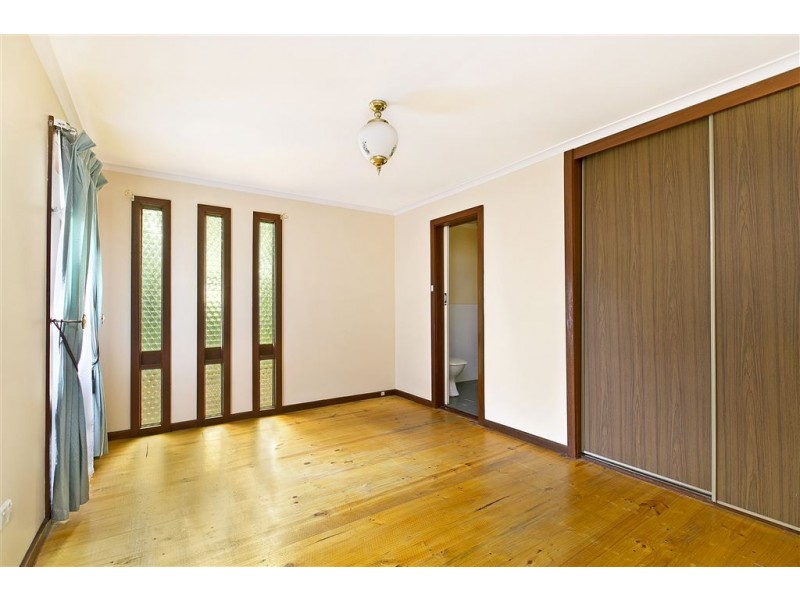 4 Dillon Street, Redwood Park SA 5097