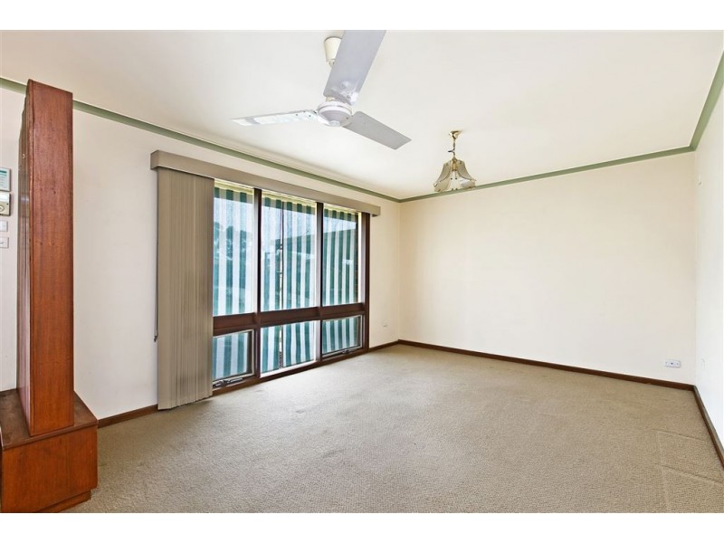 4 Dillon Street, Redwood Park SA 5097