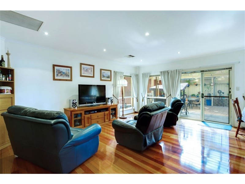 52 Thornton Drive, Greenwith SA 5125