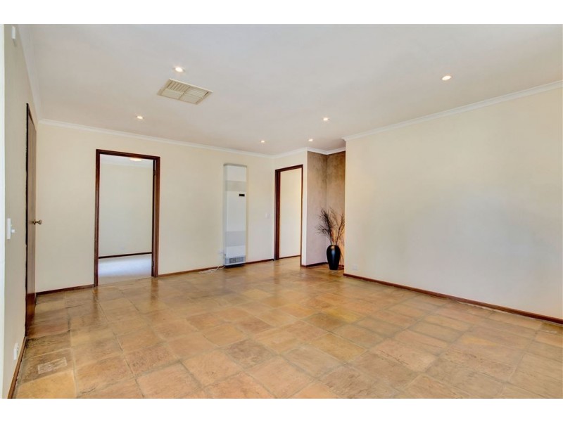 16 Morrow Court, Wynn Vale SA 5127