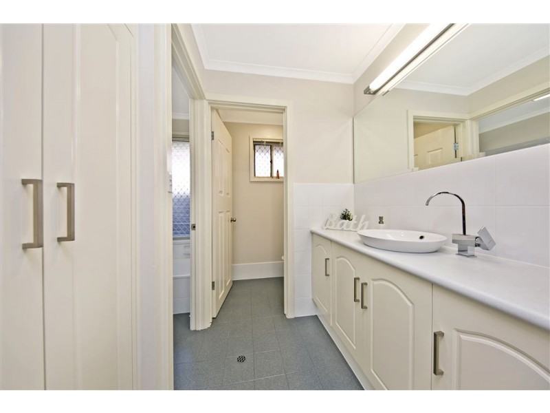 16 Taranaki Court, Greenwith SA 5125