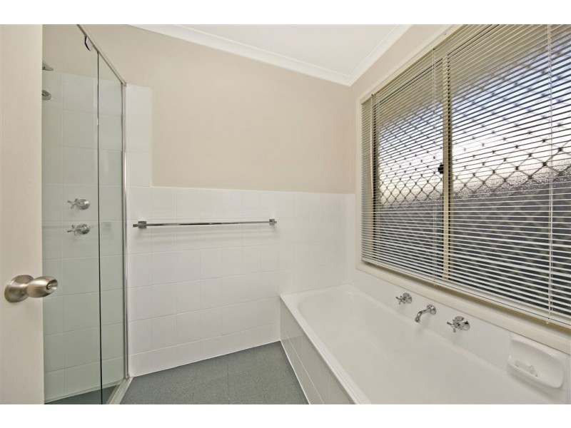 16 Taranaki Court, Greenwith SA 5125