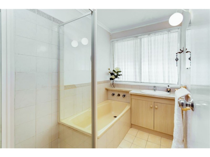 19 Minerva Crescent, Modbury Heights SA 5092