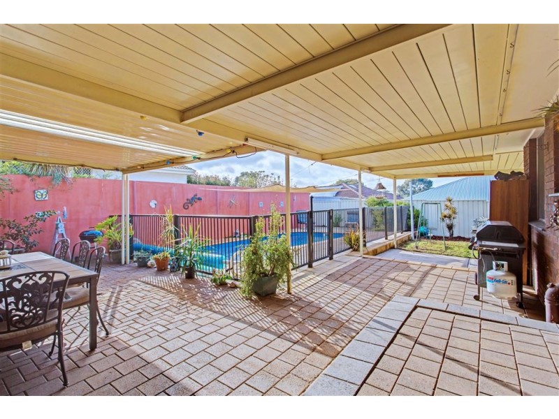 19 Minerva Crescent, Modbury Heights SA 5092