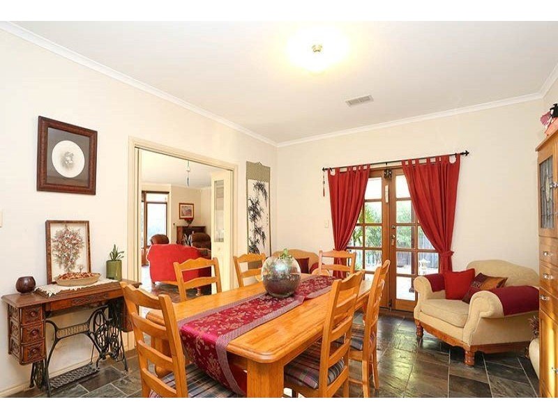 8 The Mews, Mawson Lakes SA 5095