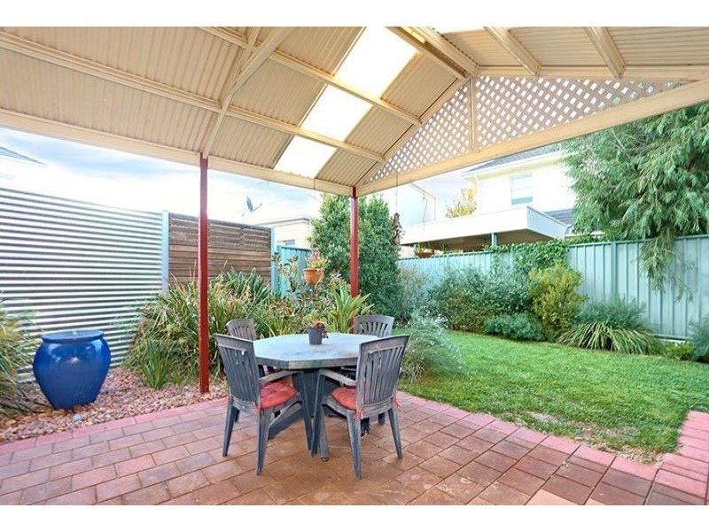 8 The Mews, Mawson Lakes SA 5095