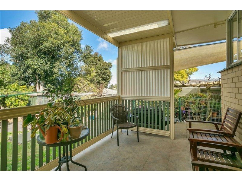 9 Greensview Road, Banksia Park SA 5091