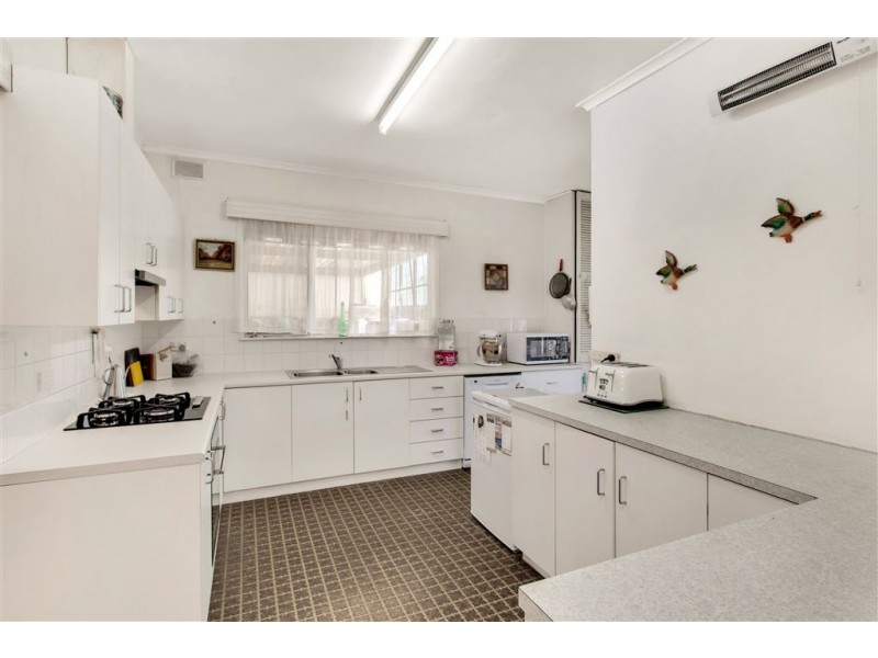 7 Garra Avenue, Modbury SA 5092