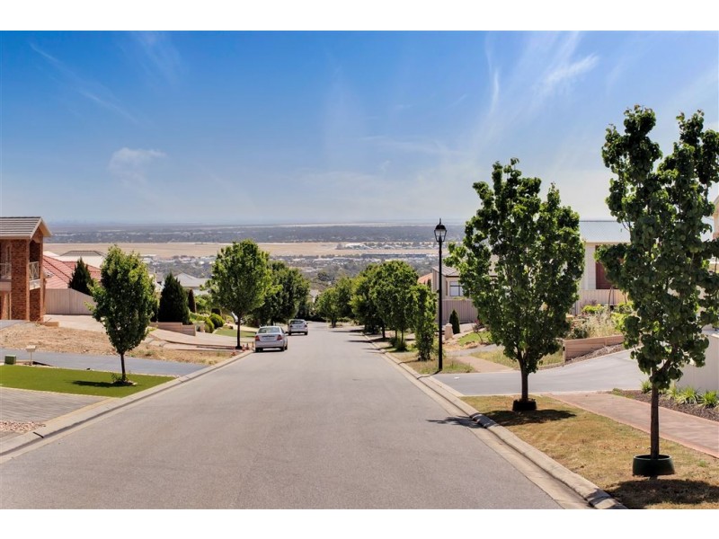 15 Glanville Crescent, Gulfview Heights SA 5096