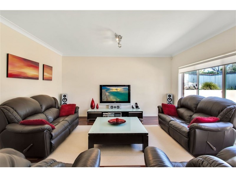15 Glanville Crescent, Gulfview Heights SA 5096