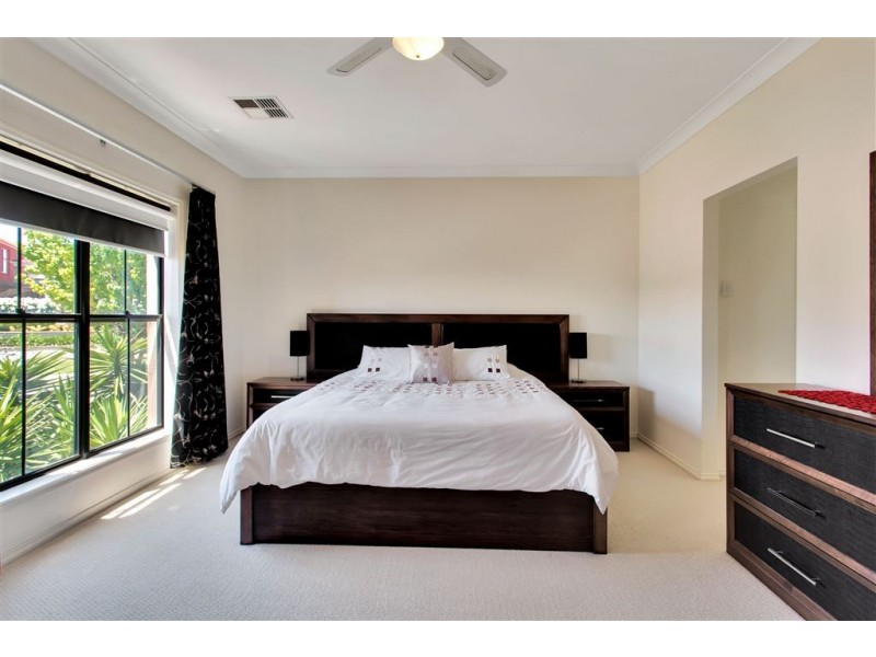 15 Glanville Crescent, Gulfview Heights SA 5096