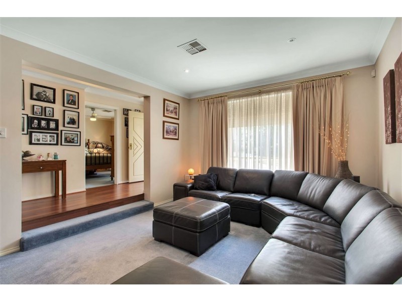 16 Holborn Court, Golden Grove SA 5125