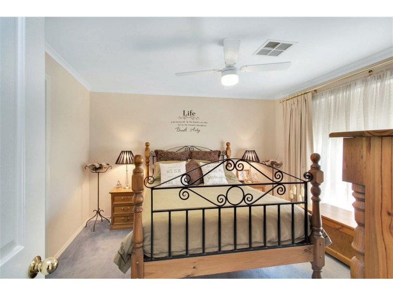 16 Holborn Court, Golden Grove SA 5125