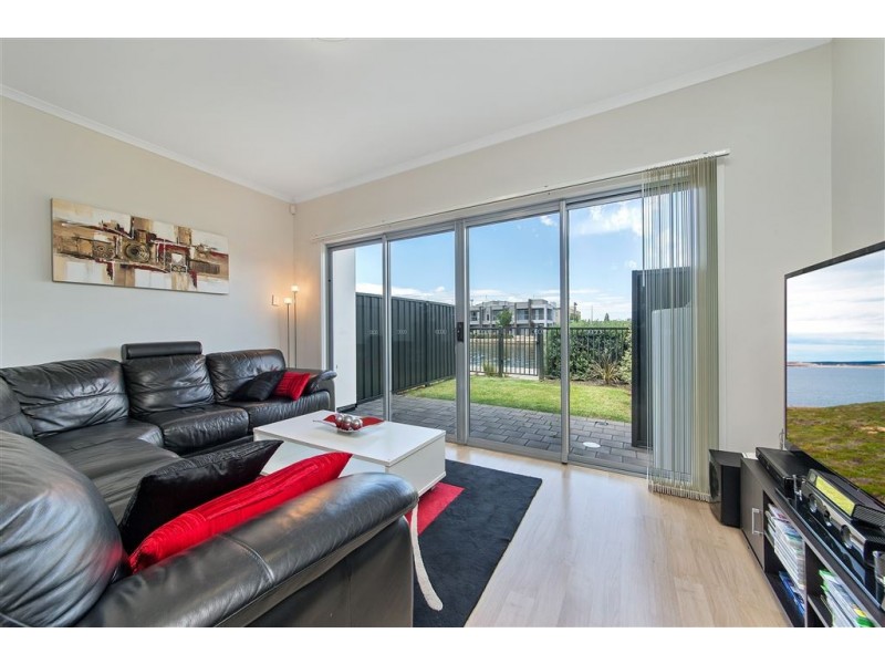 42b Mowbray Street, Mawson Lakes SA 5095