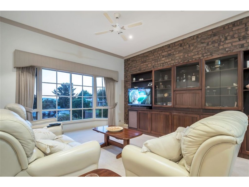 16 Austin Place, Wynn Vale SA 5127