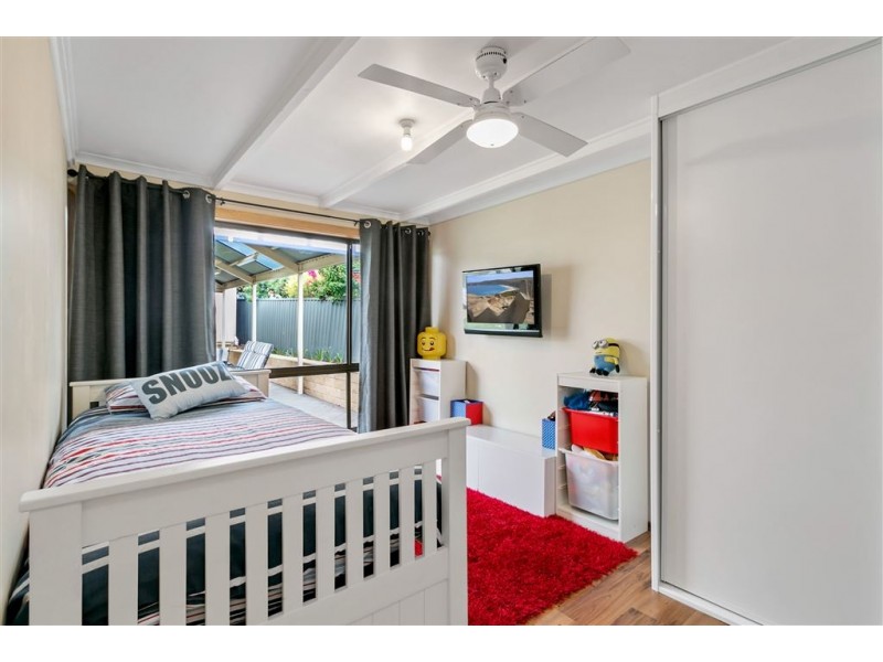 2 Carnarvon Avenue, Redwood Park SA 5097